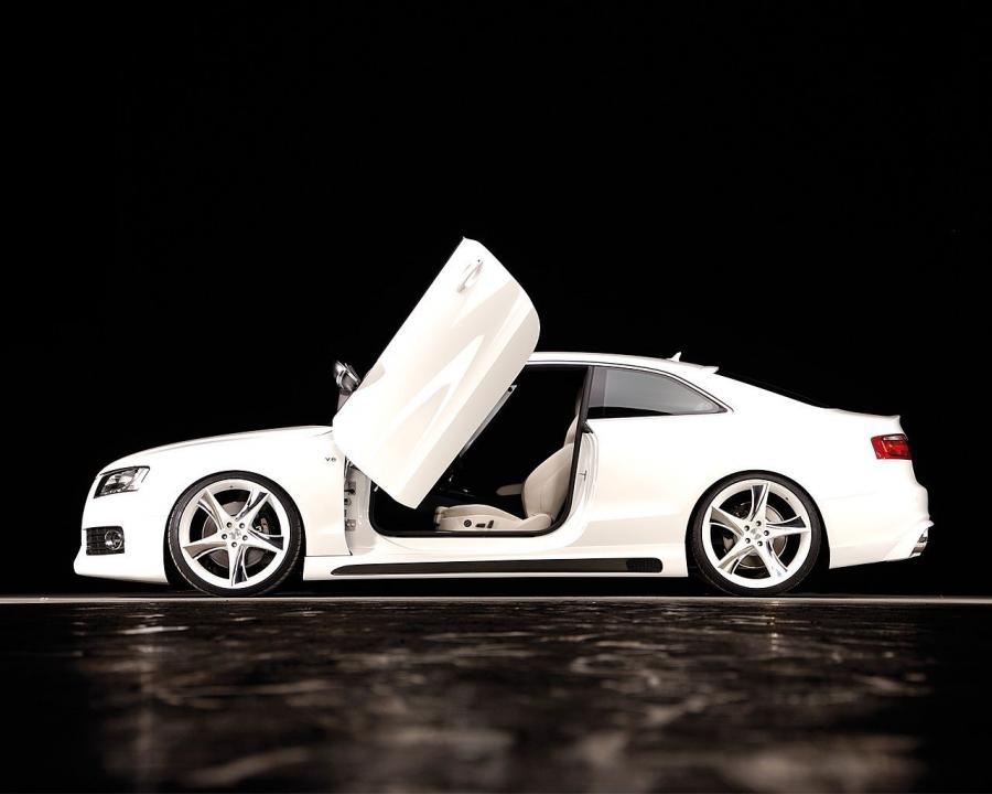  Audi S5 Coupe by Rieger 2008 года  (фото 3 из 6)